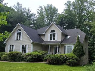 4 Aerie Wynde Dr, Denville, NJ 07834