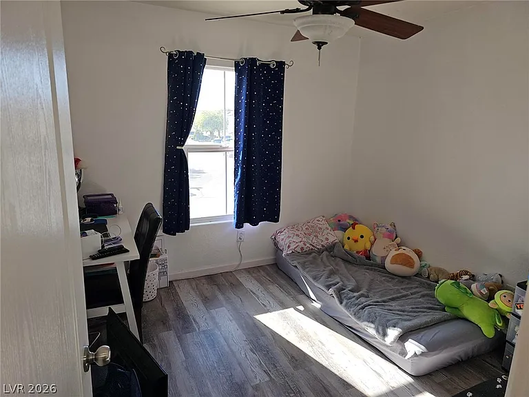 5064 Whistling Acres Ave — Photo 18