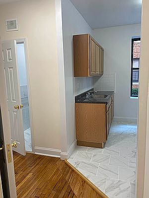 5th image of 3420 30th St APT 1