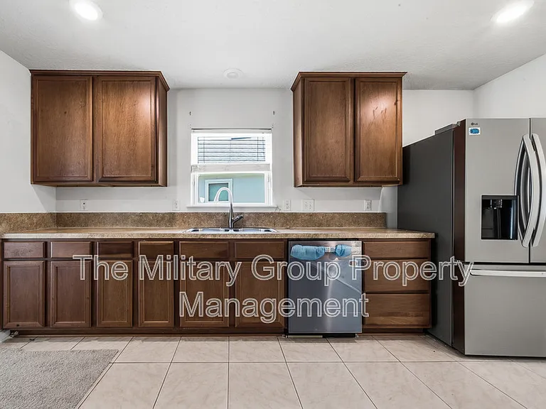 391 Hepburn Rd — Photo 11