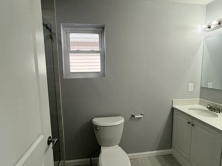 816 S 15th St — Photo 11