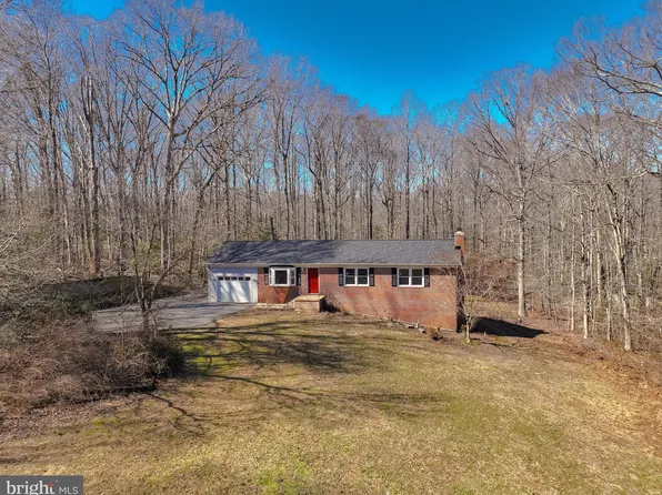 36950 Lakeland Dr, Mechanicsville, MD 20659