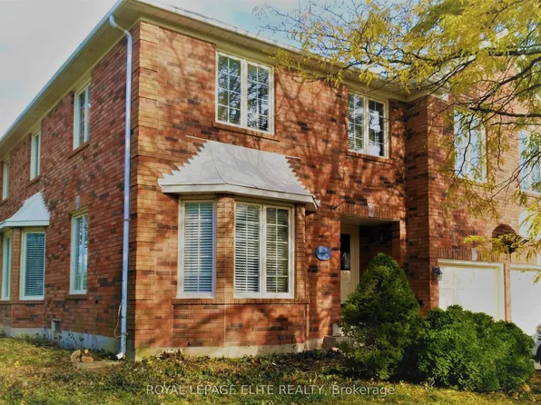 1171 Giles Gate, Oakville, ON L6M 2S4