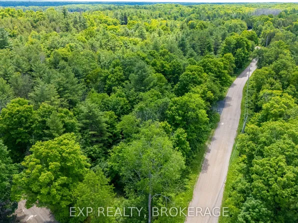 1881 Elm Tree Rd, Central Frontenac, ON K0H 1B0