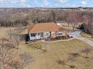 18536 W 252nd St, Paola, KS 66071