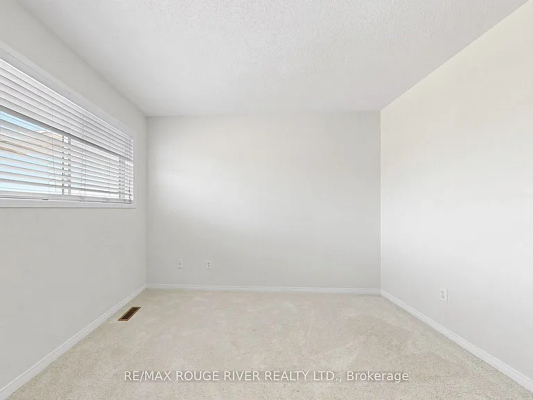 66 Telegraph Dr — Photo 20