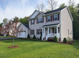 42 Schoolhouse Ln, Oneonta, NY 13820