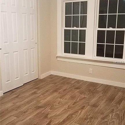 5th image of 1501 E Calhoun St