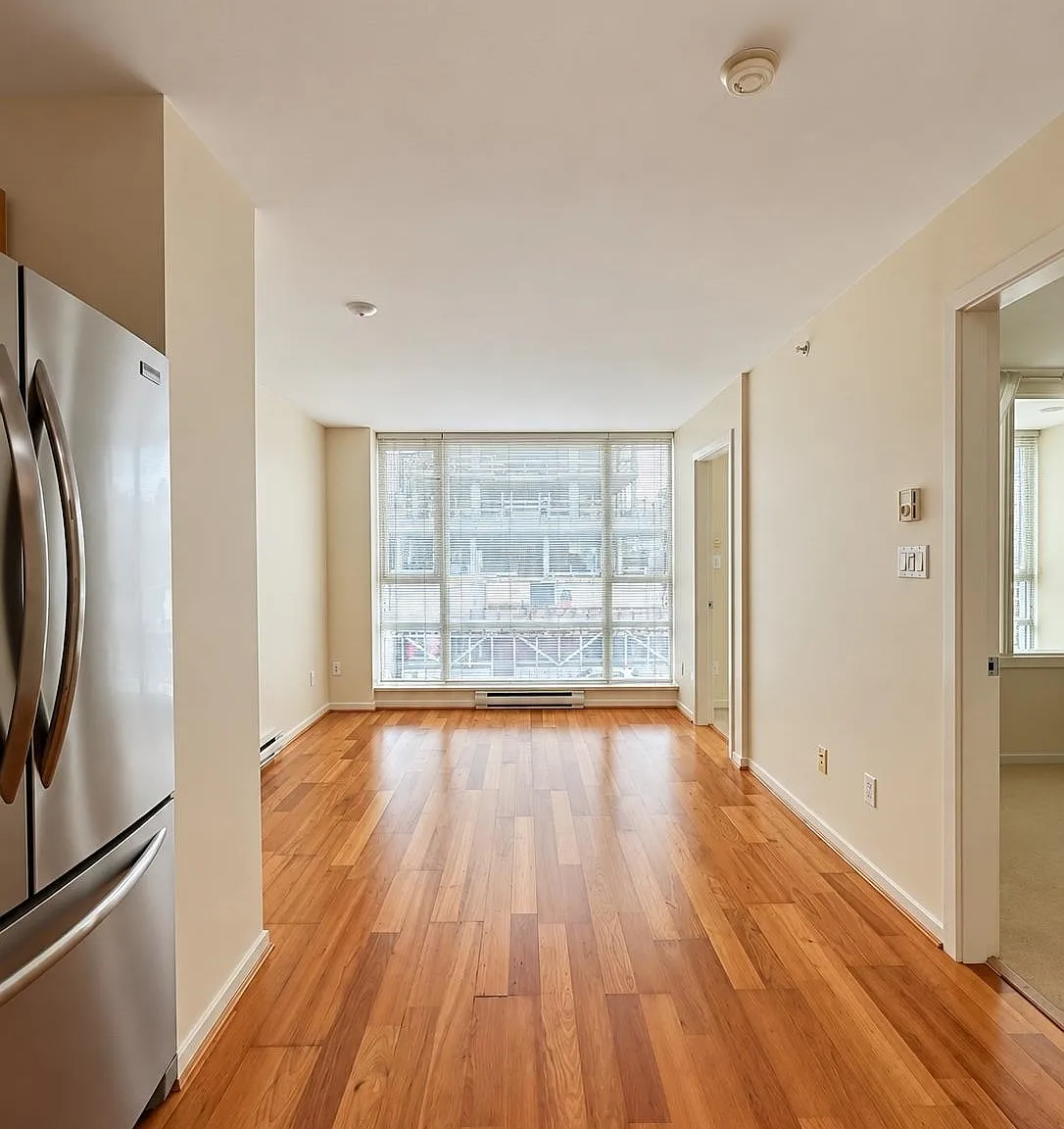 1 bed, 550 sqft, $2,620 — Photo 2