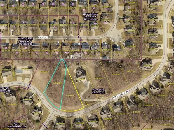 10200 River Hills Dr, Kansas City, MO 64152