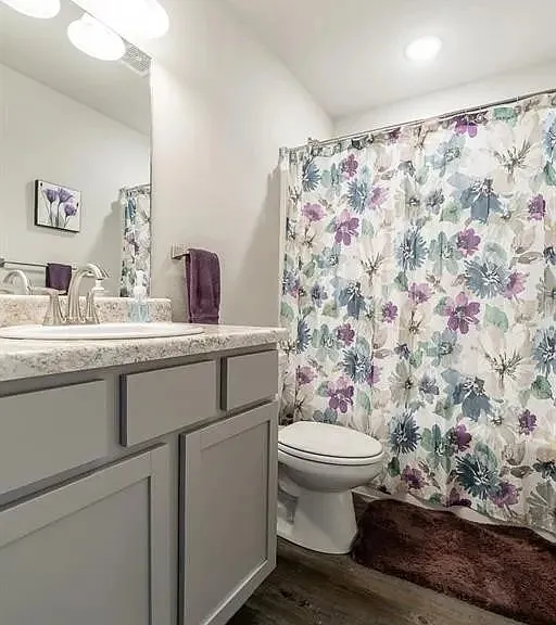 636 Woodcreek Loop — Photo 12