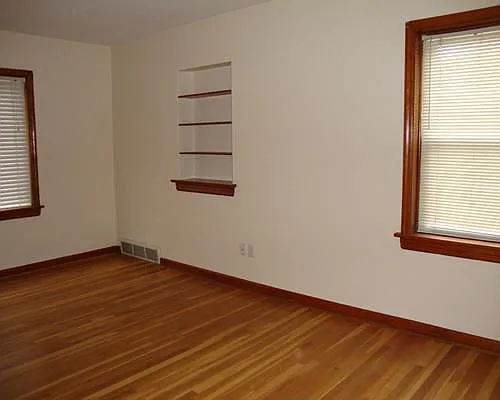 5936 Loughborough Ave #1E — Photo 3