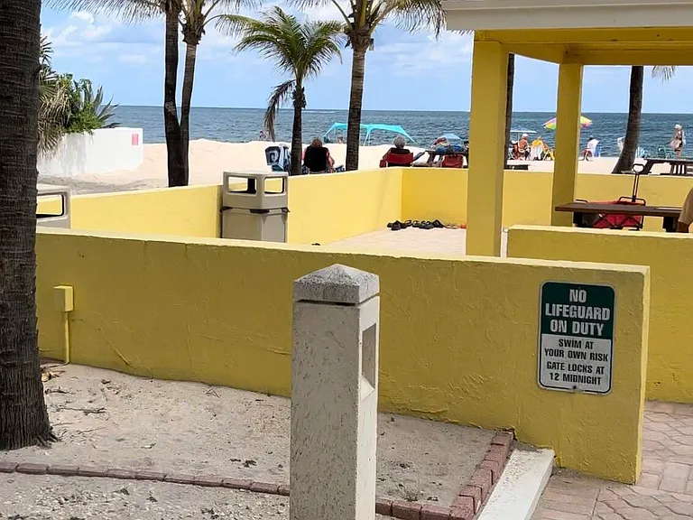 1391 S Ocean Blvd — Photo 24