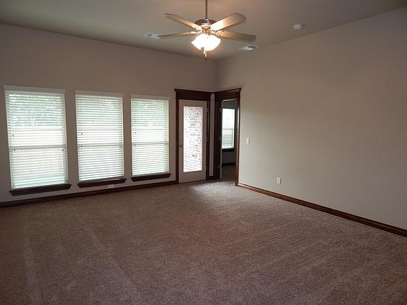 3rd image of 2204 Starwood Way