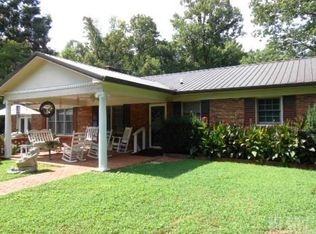 2422 Helton Farm Rd, Lenoir, NC 28645