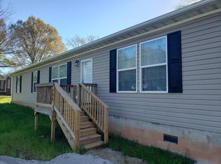 988 W Park Ave, Mooresville, NC 28115