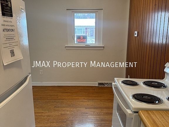 5th image of 4208 Vermont Ave NW