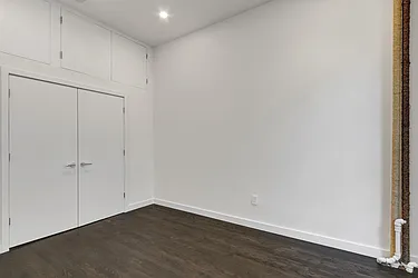 Rented by Brighton Management