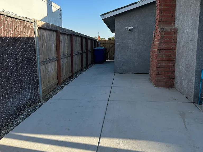 1258 Van Ct — Photo 3