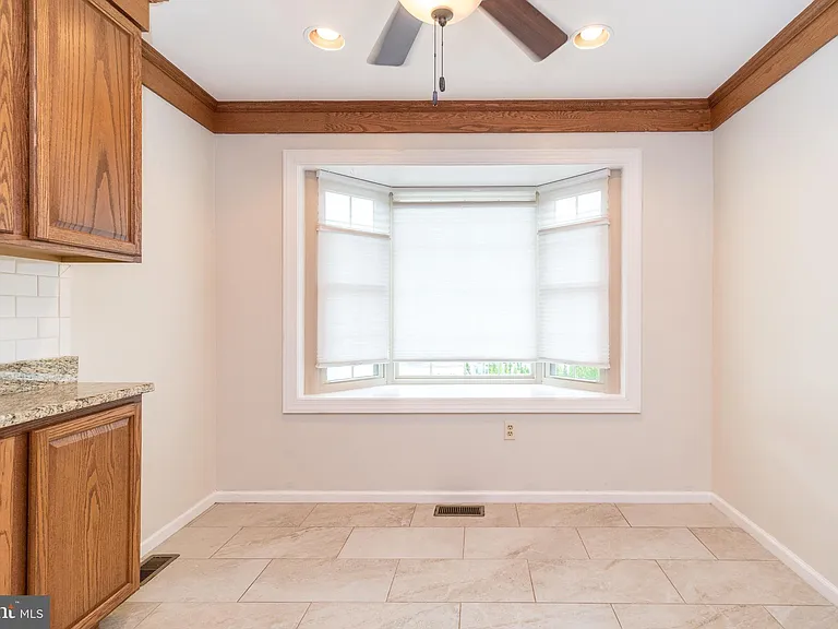 108 Susan Constant Ct #8 — Photo 11