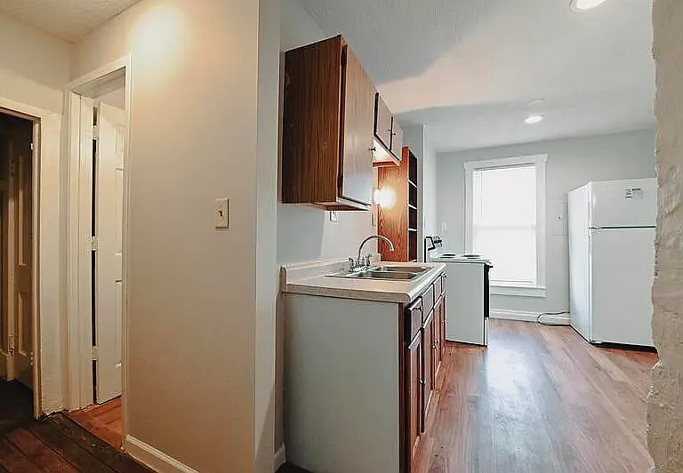 4038 Seward St #2 — Photo 5