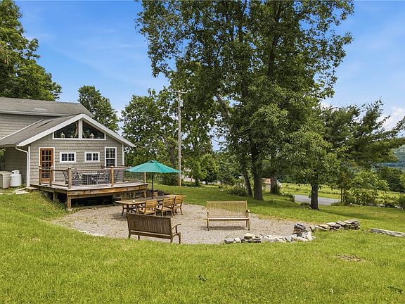 4th image of 4342 Vine Rd