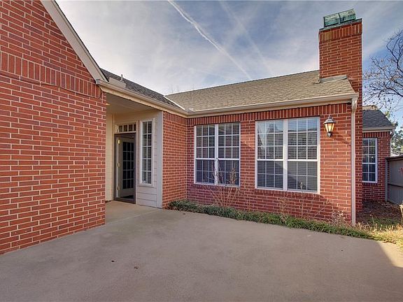 3rd image of 8816 N May Ave #7