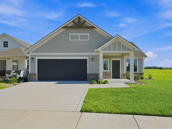 2nd image of 306 W Boxthorn Dr