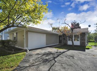 81 W Nevada Ave, Glendale Heights, IL 60139