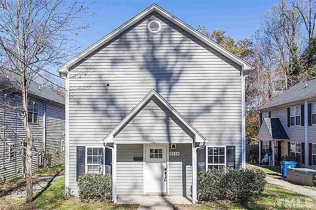 1st image of 811 Lee St #B