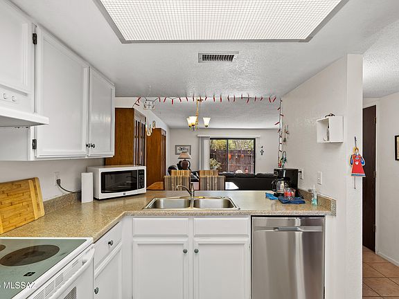 5th image of 2819 W Jennie Ln