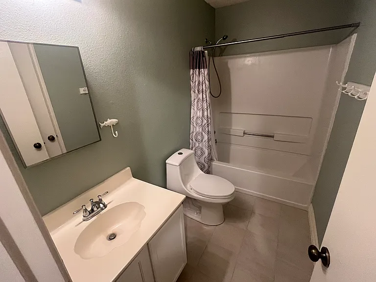 16125 Walnut Creek Dr — Photo 14