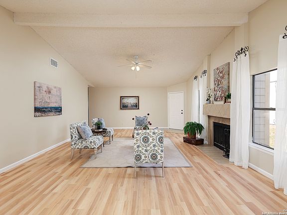 4th image of 10614 HORN BLVD