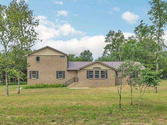 3rd image of 5065 Craddock Rd
