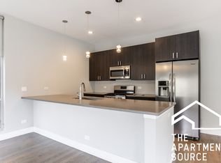 2348 N Lister Ave #210, Chicago, IL 60614