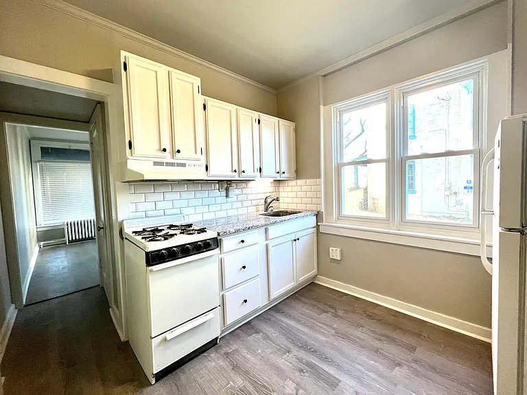 4046 Penn Ave #1 — Photo 4