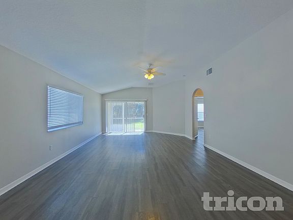 2nd image of 31420 Triborough Dr