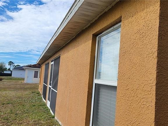 5th image of 3217 10th St W #35-44-11093.0