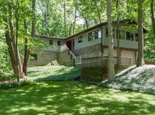 67623 Oak Ridge Dr, Lawton, MI 49065