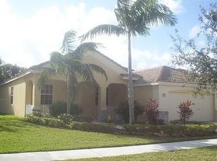 3908 Hawks Ct, Weston, FL 33331