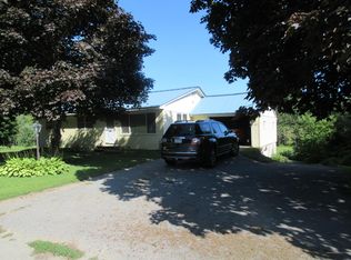 897 Riverside Dr, Augusta, ME 04330