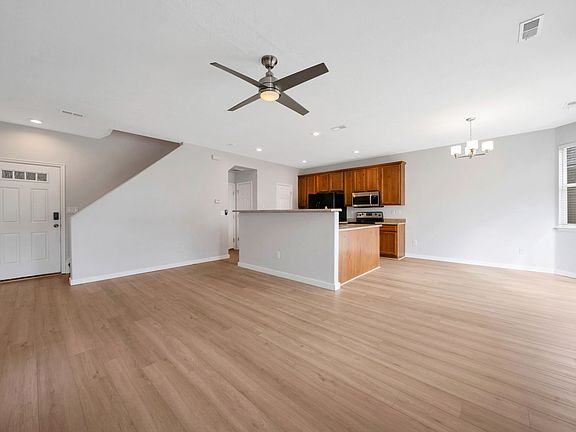3rd image of 13503 S Leaf Wing Ln