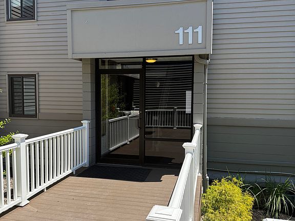 2nd image of 111 Winding Way Unit L