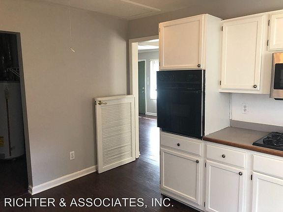 4th image of 23047 Cora Ave