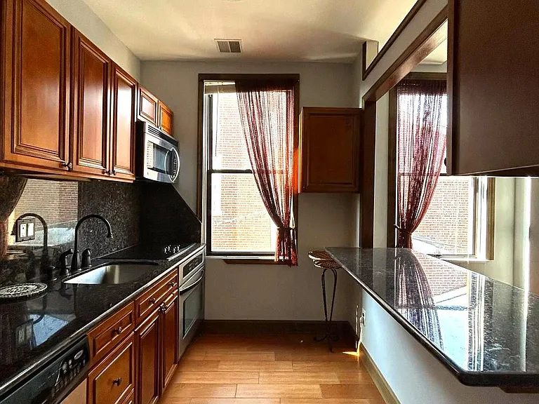 727 S 2nd St #3F — Photo 6