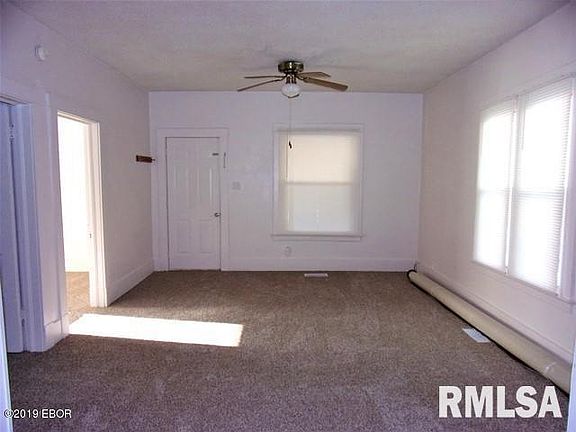 4th image of 406 S Pine St