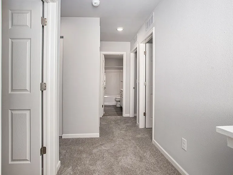 8222 Crestbrook Ct — Photo 9