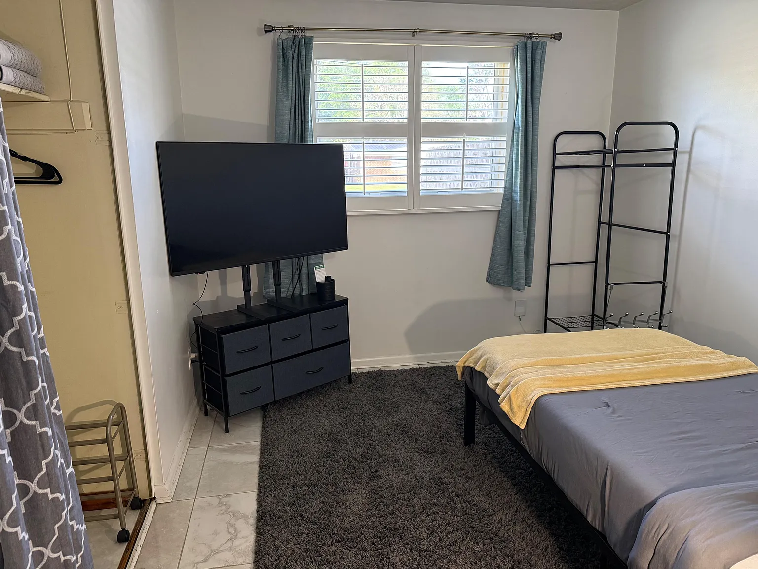 3 bed, 2.0 bath, 1150 sqft, $680 — Photo 2