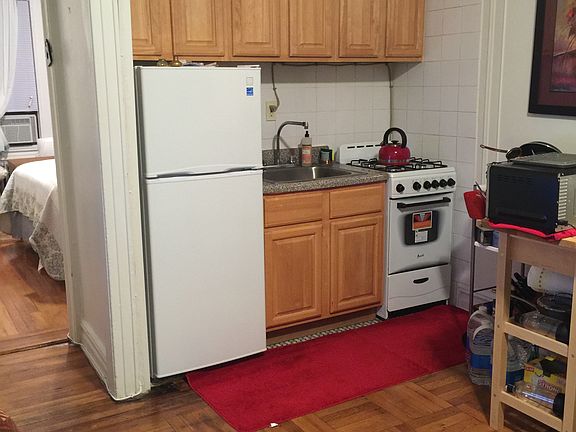 3rd image of 6647 Bergen Pl APT B5