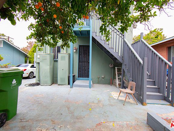 3rd image of 1804 Echo Park Ave